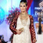 2013 PFDC bridal cature week latest actor and actress collection (53)