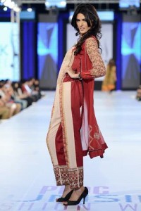 New Moon Textile PFDC fashion week 2013 Collection (1)