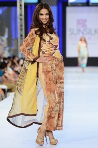 New Moon Textile PFDC fashion week 2013 Collection