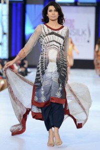 New Moon Textile PFDC fashion week 2013 Collection (3)