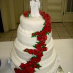 Red And White Wedding Cake Ideas (20)