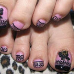 black-butterfly-lines-nail-art