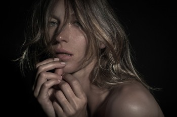 Gisele Bundchen Strips Down