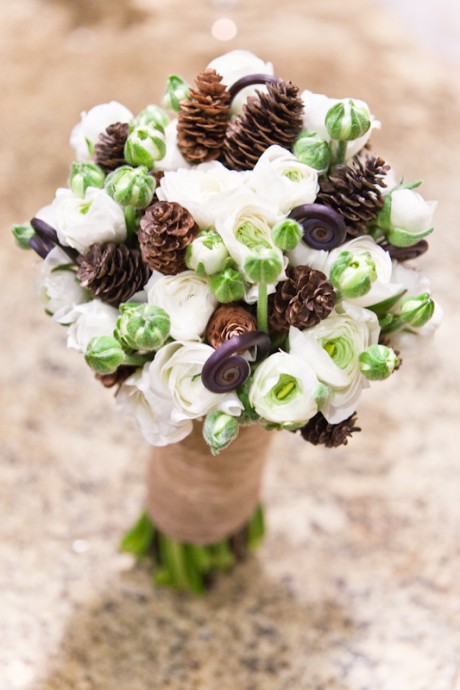 pine-cone-wedding-bouquet