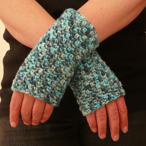 crochet blue gloves