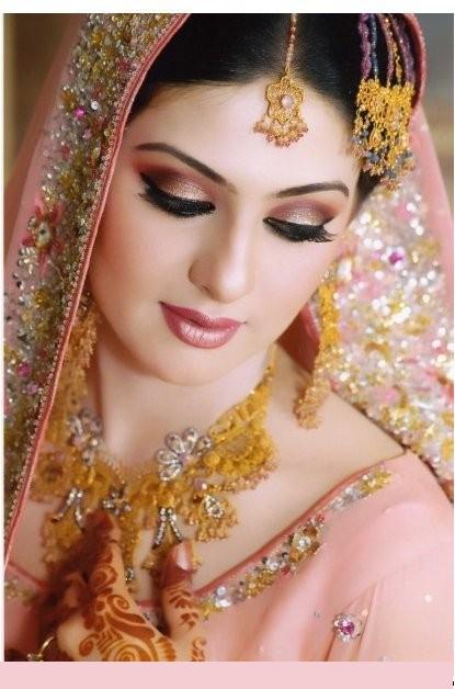 2 beautiful-bridal makeup and pink color wedding lehnga