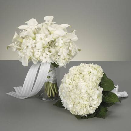 White Wedding Bouquets design