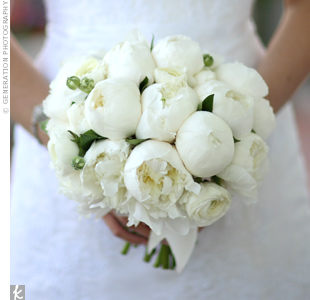 White Wedding Bouquets ideas