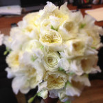 white bridal bouquet design ideas