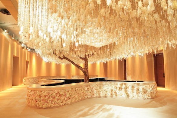 3 beautiful Tree 2014 Crystal Wedding Decor Ideas