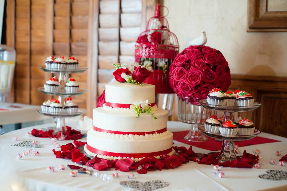 3 red wedding cakes decorations 2014