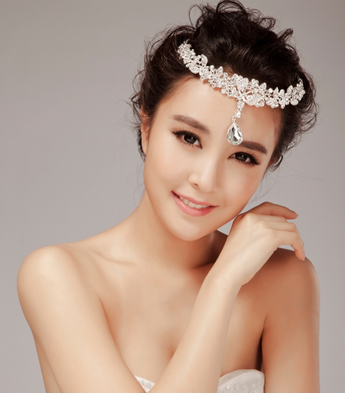 1 stylish wedding headpiece 2014