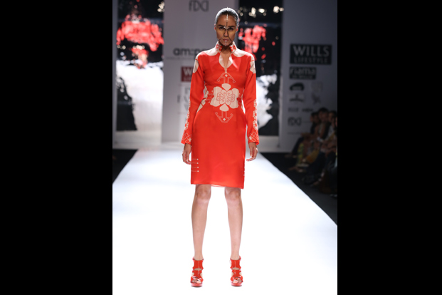 red color women dress Wills Lifestyle India Fashion Week - Spring Summer 2014 (1)