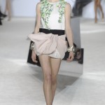 women wear Giambattista Valli Couture Spring dress 2014 (9)