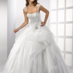 stylish new wedding dress for bridal