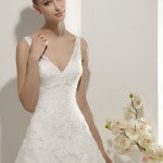 white color v neck wedding dress