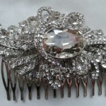 Precious Vintage Style Combs For Stylish Women Precious Vintage Style Combs For Stylish Women