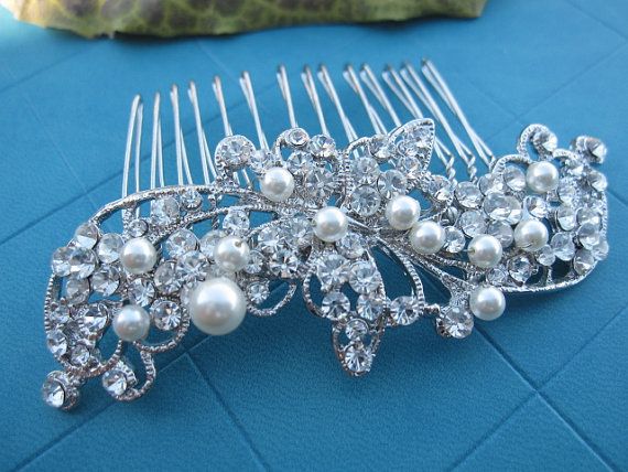 collecdtion of bridal hair comb