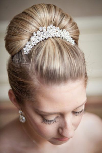 new style of wedding hair comb