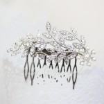 nice bridal wear hair comb