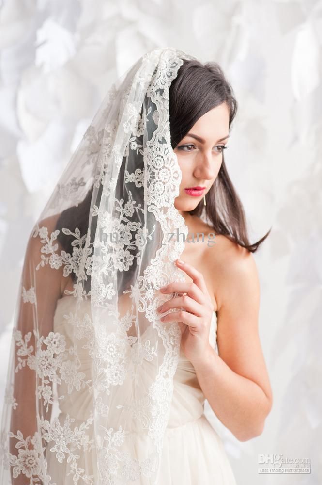 amaing white wedding veil