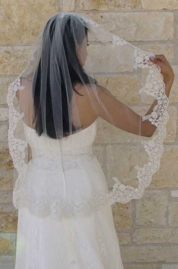 bridal wear Lace Mantilla Veils collection