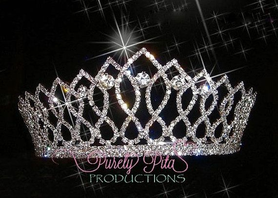 stylish women wear Silver Tiaras