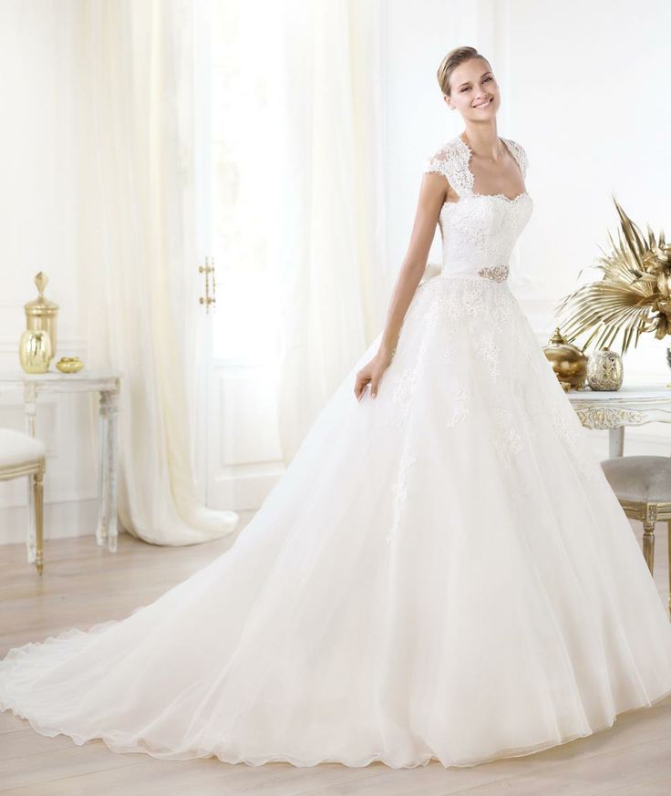 1 2014 women Wedding Gown collection