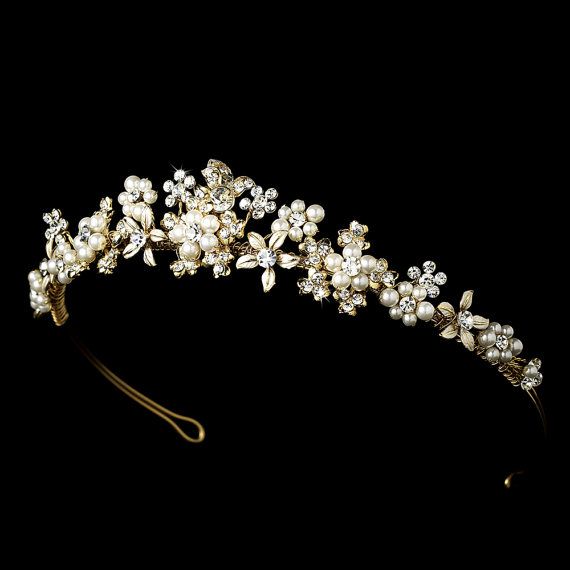 2014 Gold Tiaras with Pearls collection