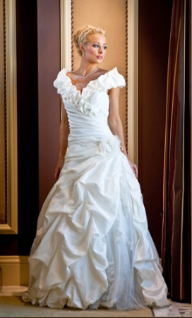 7 Wedding gowns by David’s Bridal Collection (7)