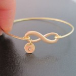 golden color Gifts for Bridesmaid