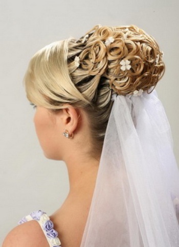 2. Wedding Bridal Bun Hairstyle 2014