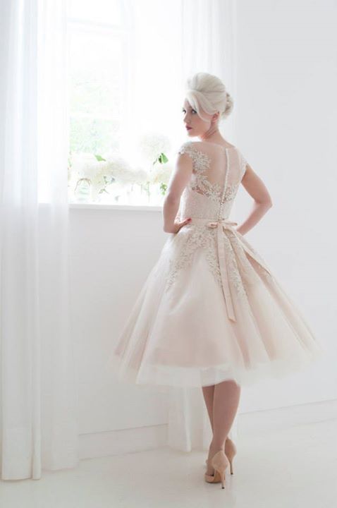 6 short Mooshki Spring 2015 Wedding Dresses