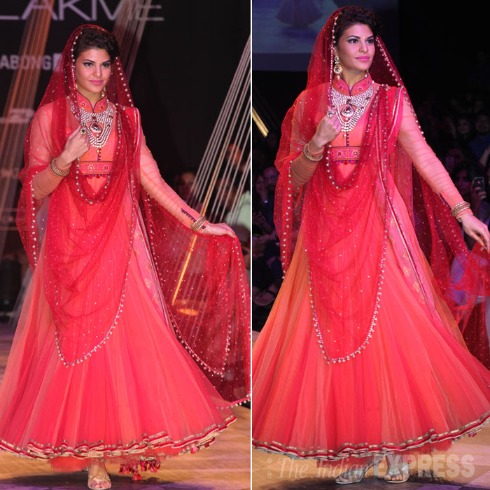 Showstoppers on indian bridal fashion week 2014 (3)