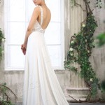 modern Backless gowns for wedding (14)