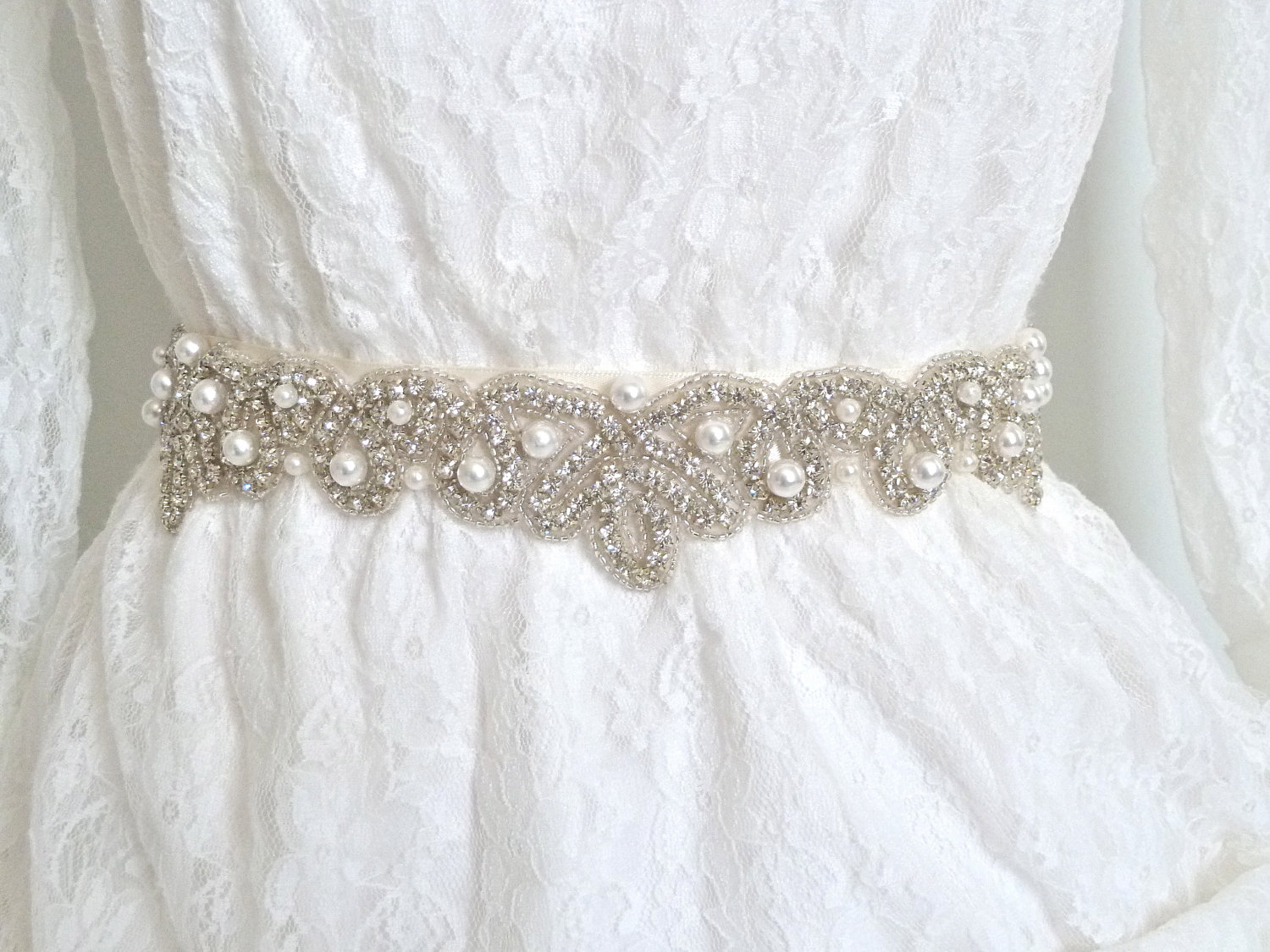 nice bridal sashes for wedding