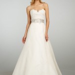 simple strapless sweetheart lace wedding dress