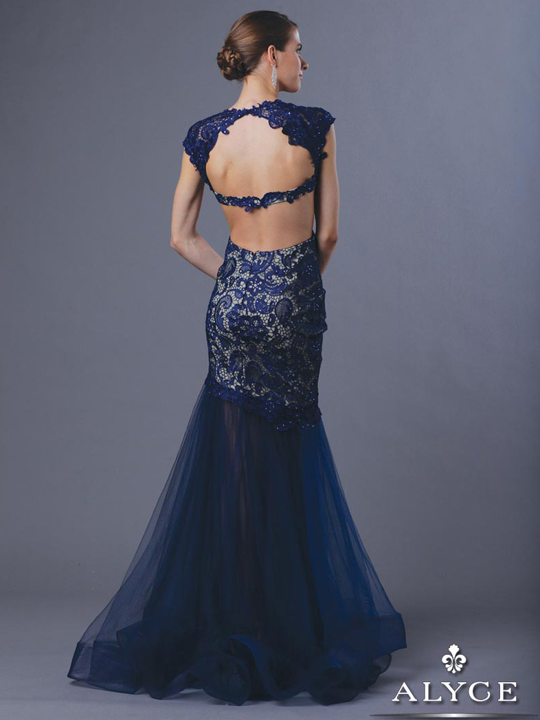 tulle and lace open back prom dresS