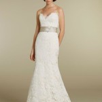 white net strapless sweetheart lace wedding dress