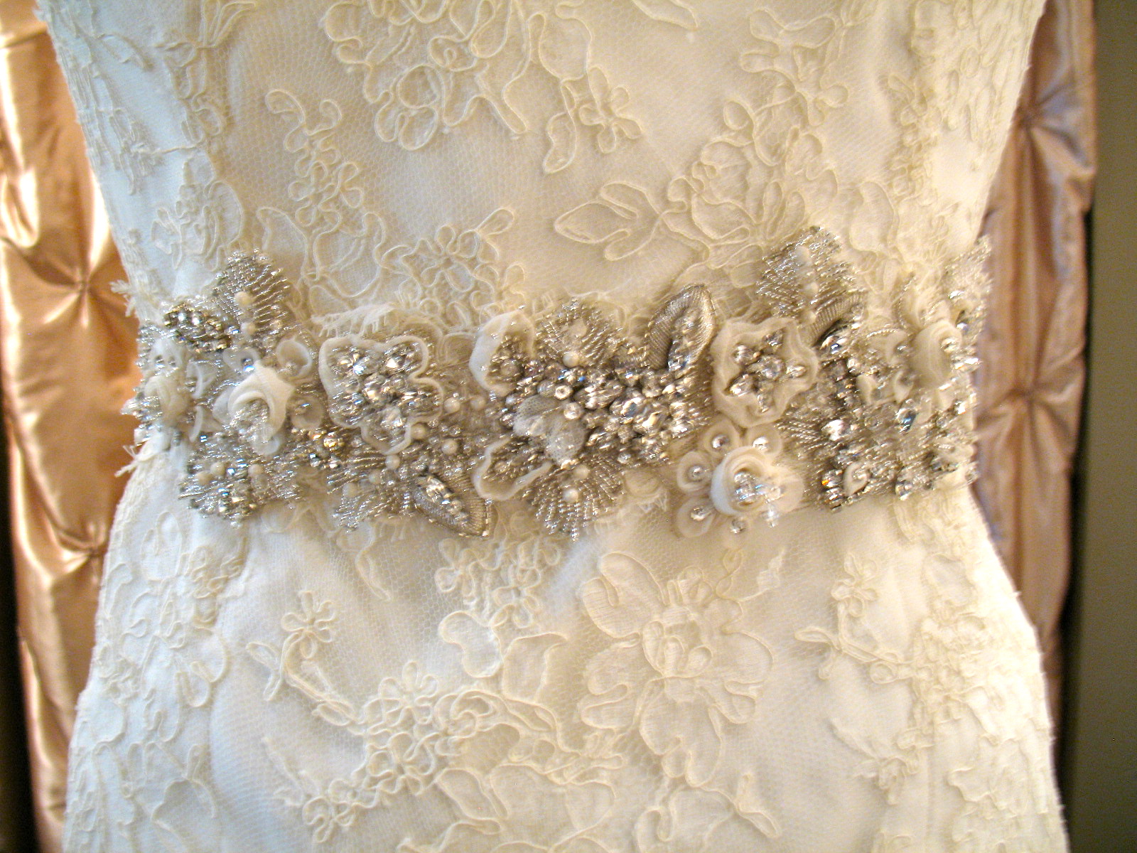 4 rhinestone sash to enhance the beauty of bridal gowns (14)