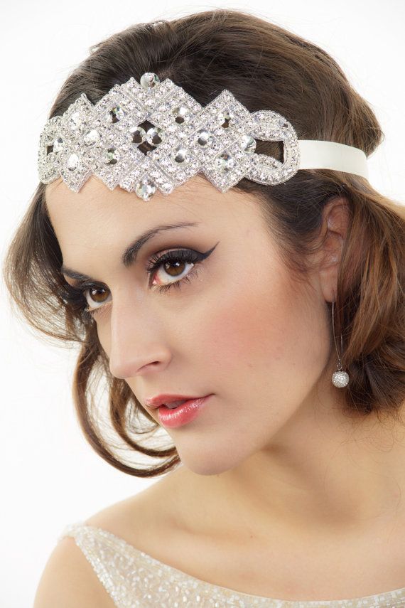 5 amazing Gatsby Hair Accessories for women