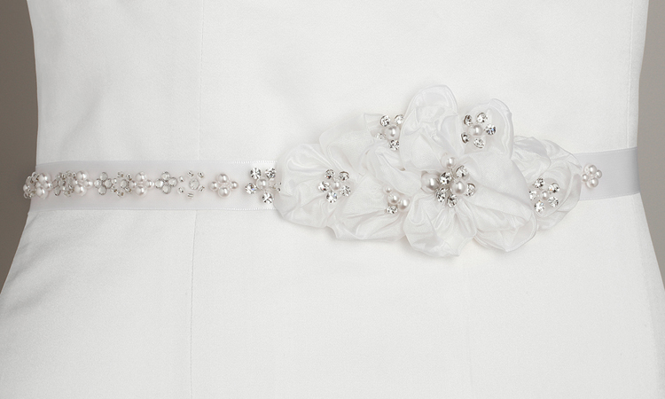 7 amazing Flower Bridal Sash