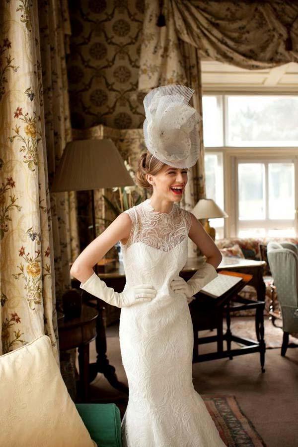 wedding gown with gloves and veil (8)