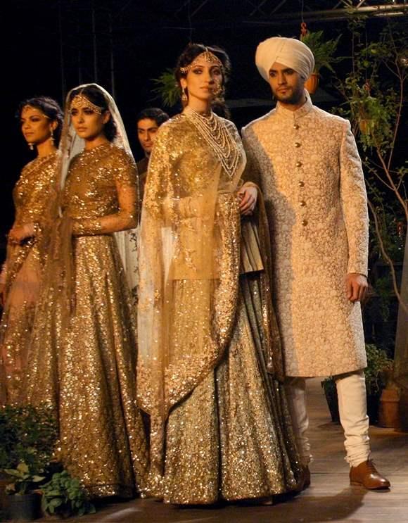 Sabyasachi bridal and groom outfits latest collection (4)