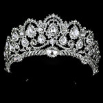 tiara is a form of crown (4)