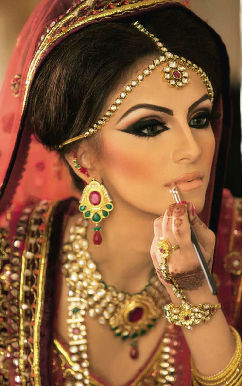 1 latest 2015 bridal makeup trend (1)