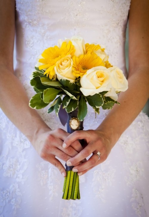 yellow wedding flowers ideas (5)