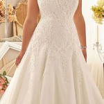 Lace Wedding Gowns for Plus-Sized Women