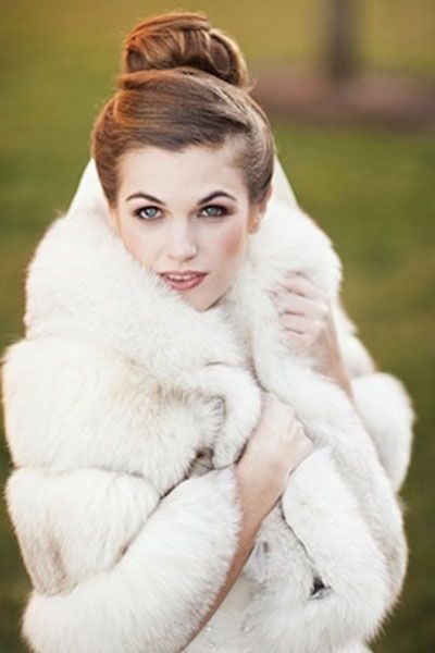 faux fur bridal wedding shawl collection (5)