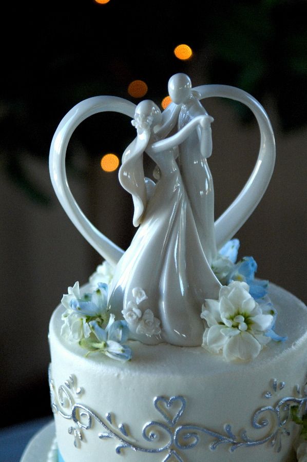 wedding cakes with differents topers shapes (4)